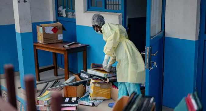 WHO도 긴장한 에볼라 확산…우간다 집단감염에 국제사회 비상